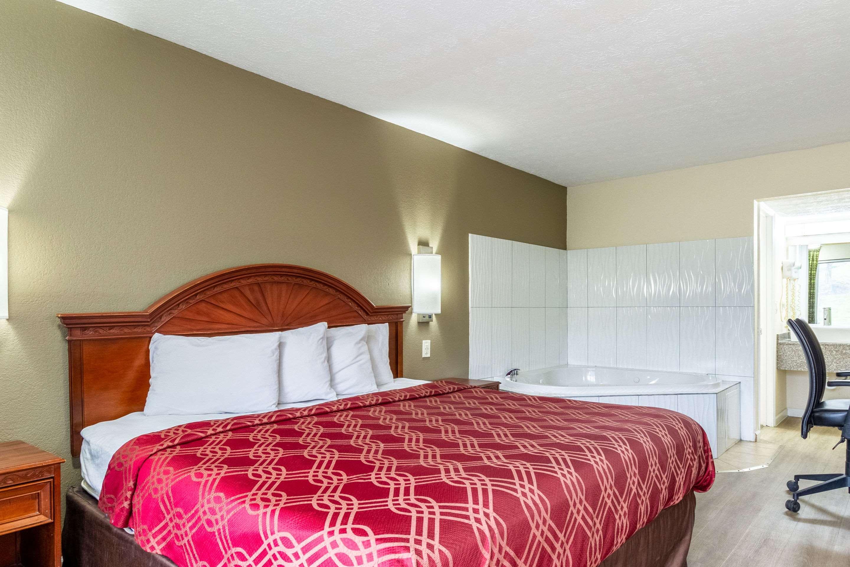 Red Roof Inn Walton - Richwood Kültér fotó